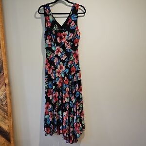 Connected Apparel Black Floral Flowy Dress Size 14